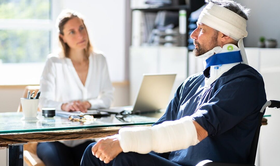 Choosing a Personal Injury Lawyer to Manage Your Compensation Claim